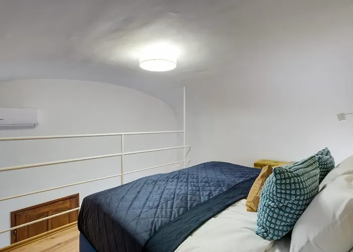 Super - Quiet And Cozy * בודפשט